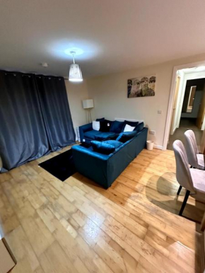 2 Bed Flat in Prime Location